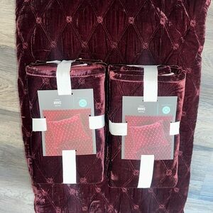 Martha Stewart Diamond Tufted Velvet Full/Queen Quilt Port Red Shams New w Tags